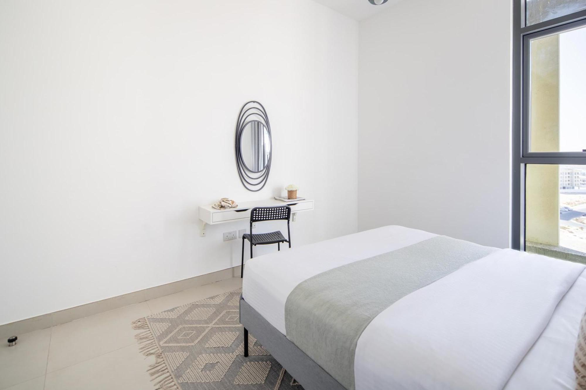 Frank Porter - The Pulse Residences Dubai Esterno foto