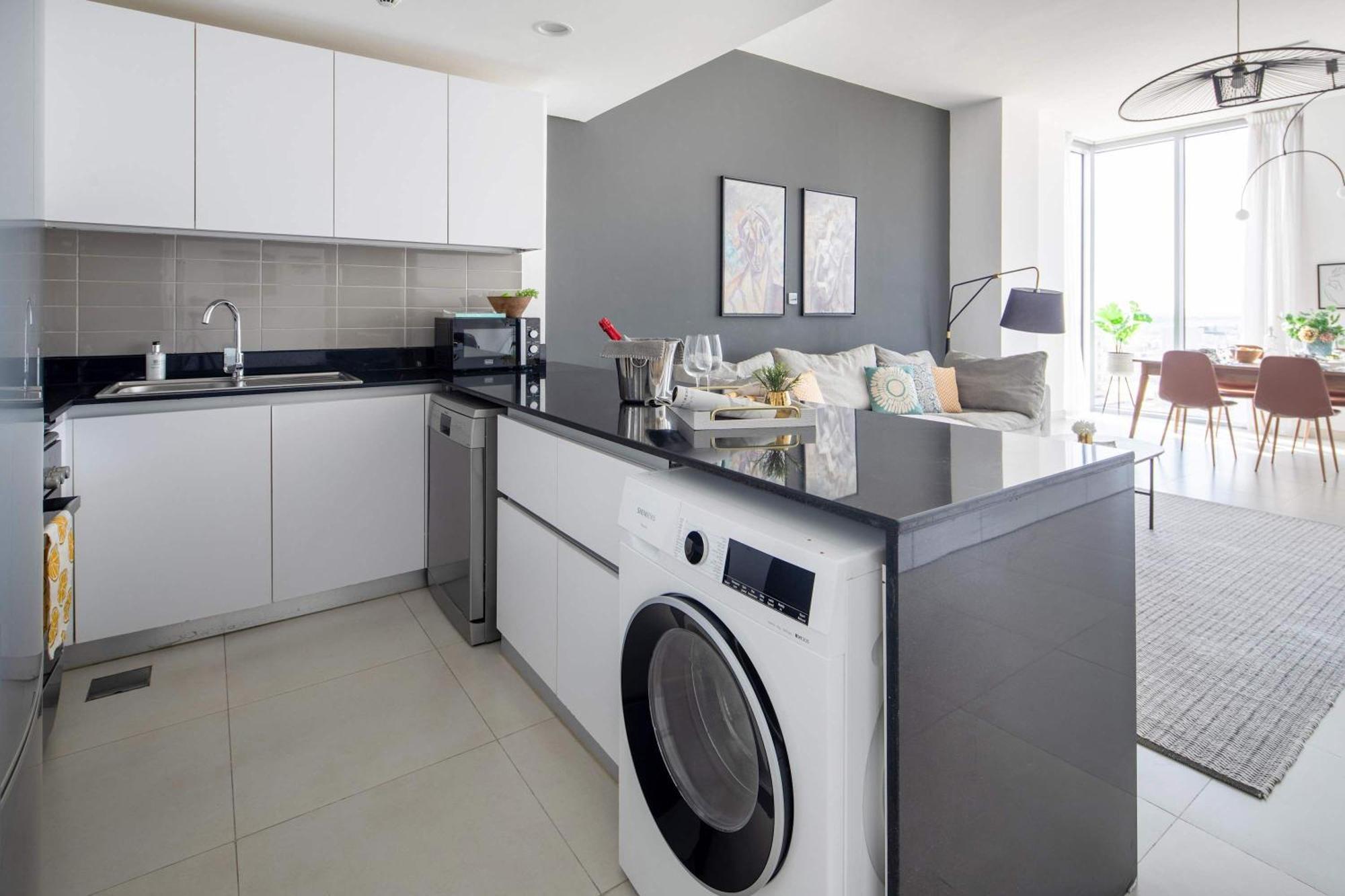Frank Porter - The Pulse Residences Dubai Esterno foto