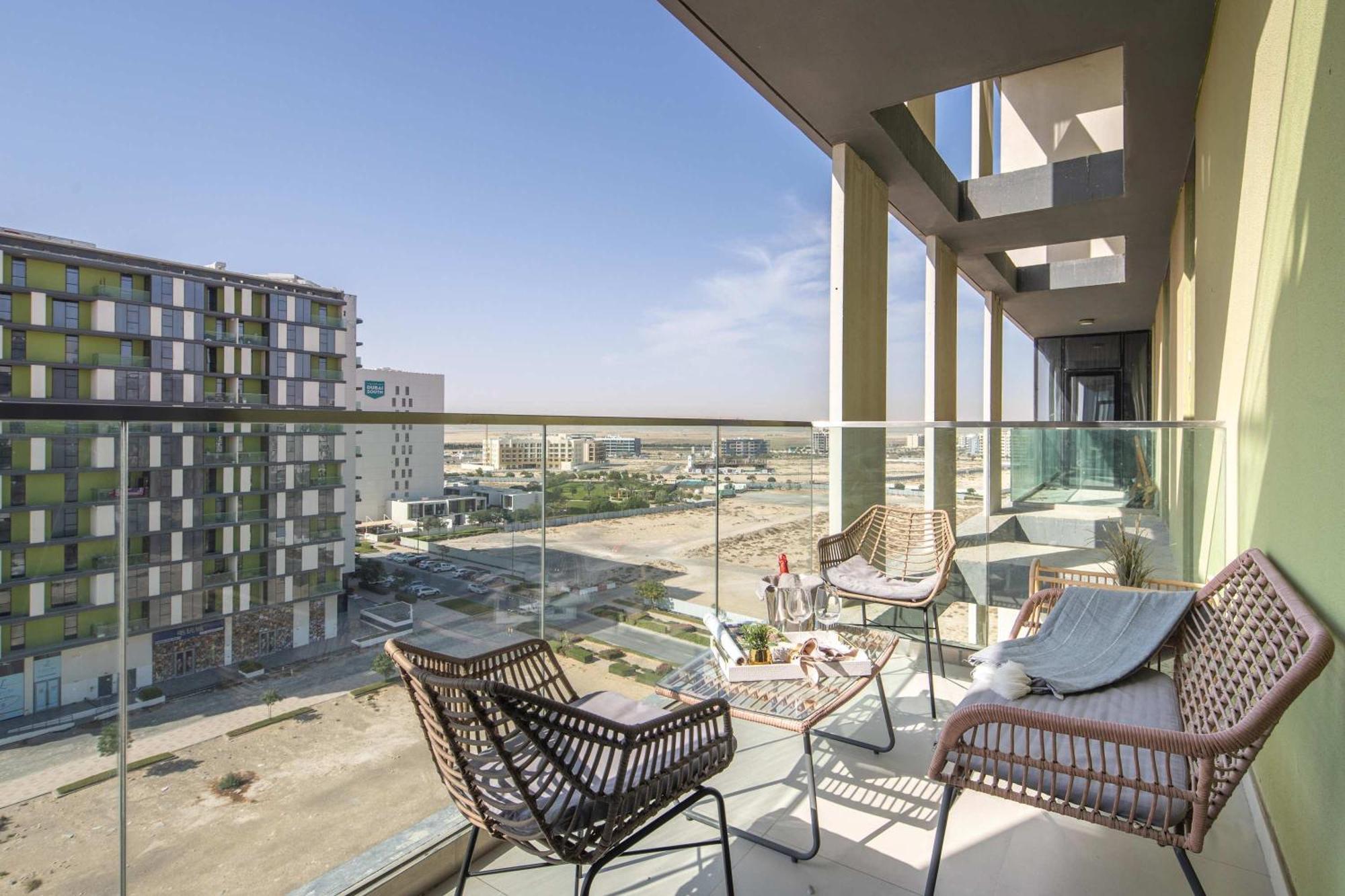 Frank Porter - The Pulse Residences Dubai Esterno foto